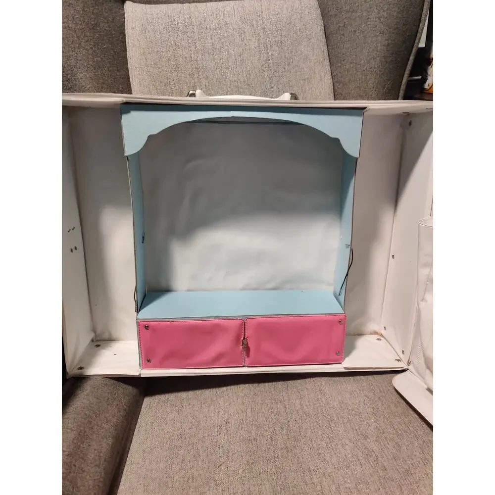 Vintage 1967 Mattel Barbie & Stacey Double Doll Case White Vinyl Storage SD24
